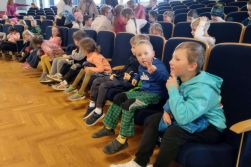 Výchovný koncert – ZŠ CHválenická
